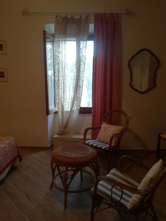 Bed and Breakfast Le 25 Tartarughe à Santa Teresa Gallura Extérieur photo